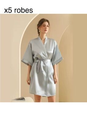 x5 Women’s Satin Robe in Light Silver - Unbranded